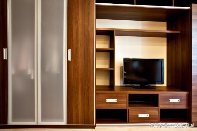 從設(shè)計師閨蜜那里取經(jīng)，定制衣柜需要注意的“3個地方”，別忽視